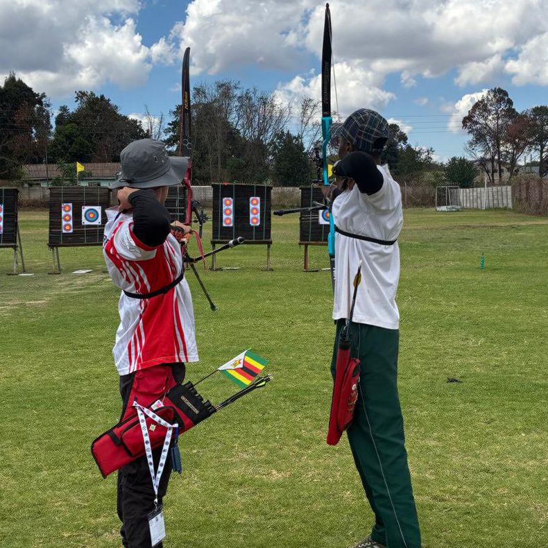 Matt Gratwicke and Thando Chikadaya at the 2026 Indoor Competition